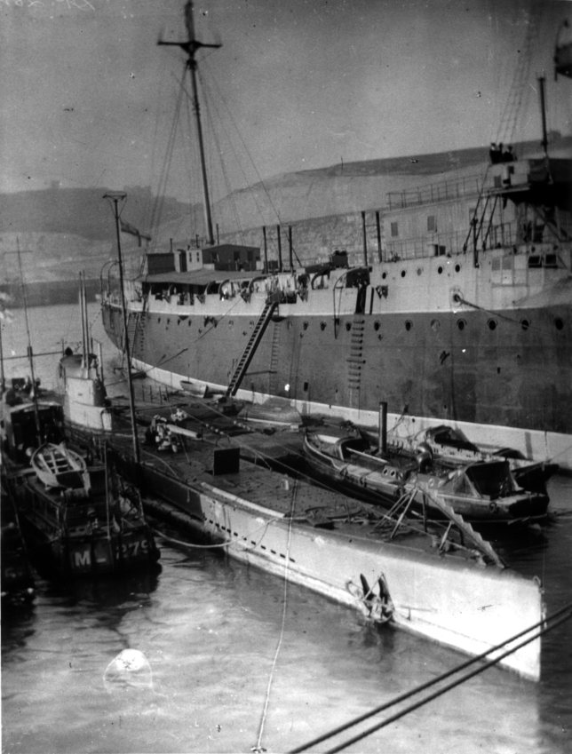 U-54 in Dover 